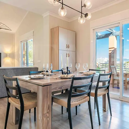 Premium With Private Pool, Garden And Bbq Rems Villa